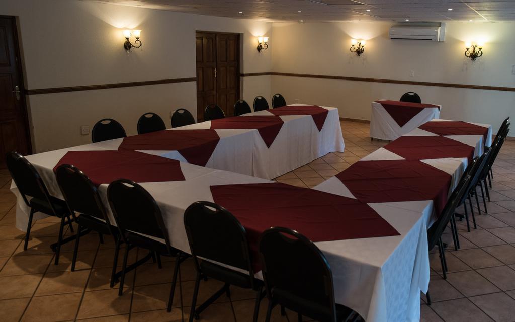 Elizabeth Lodge Boksburg Extérieur photo